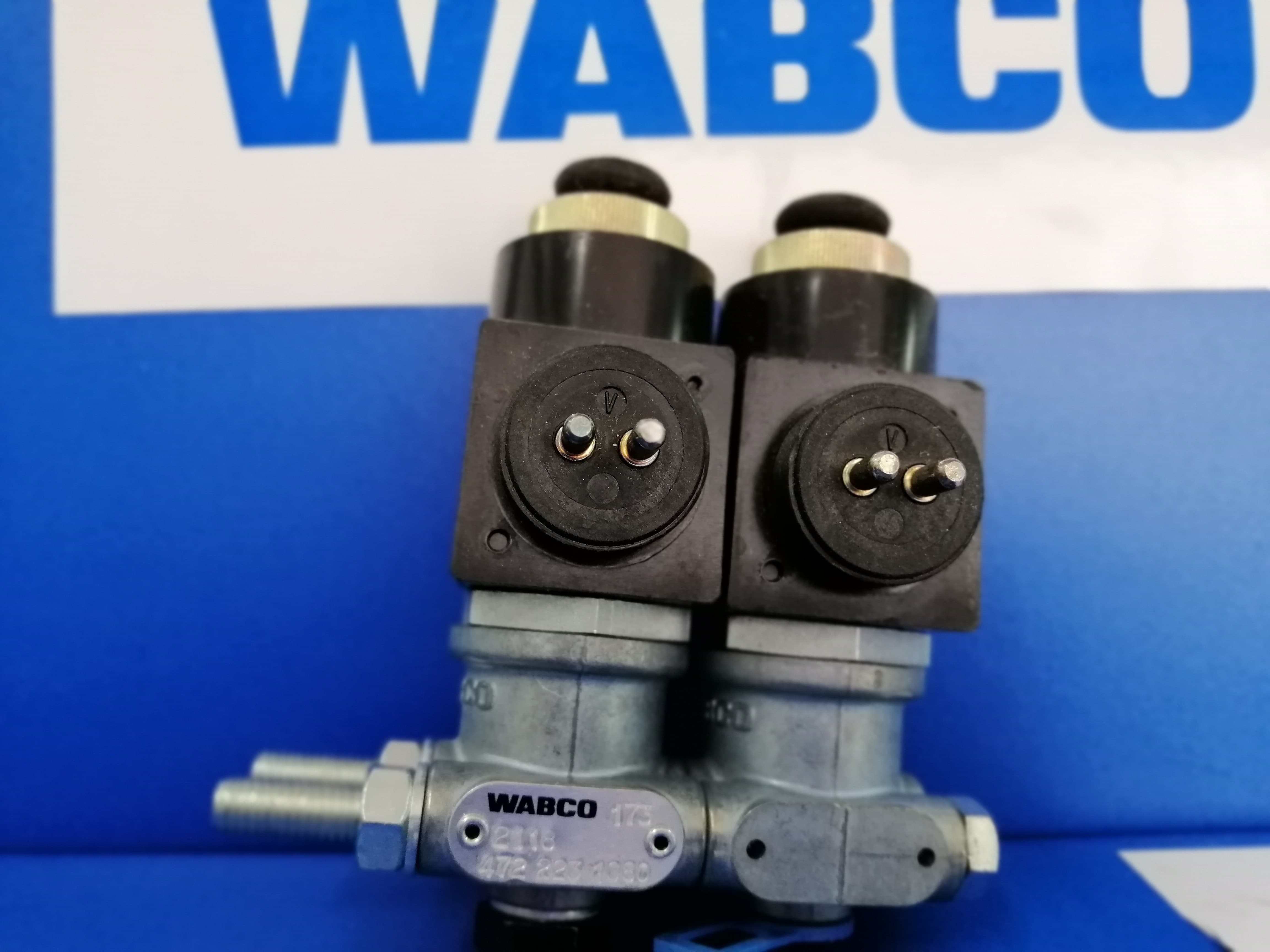 WABCO 2x3/2 Solenoid valve 472